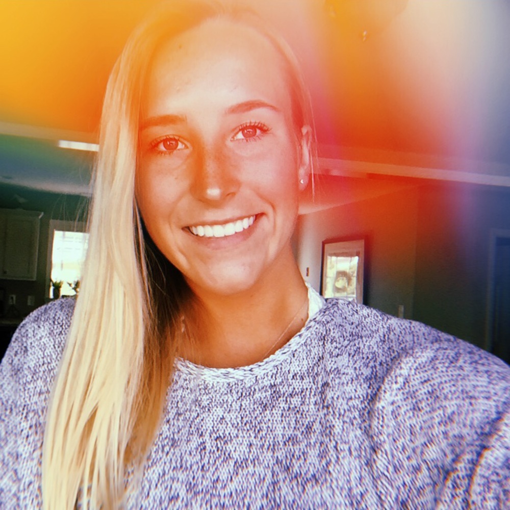 Meet your Posher, Hannah